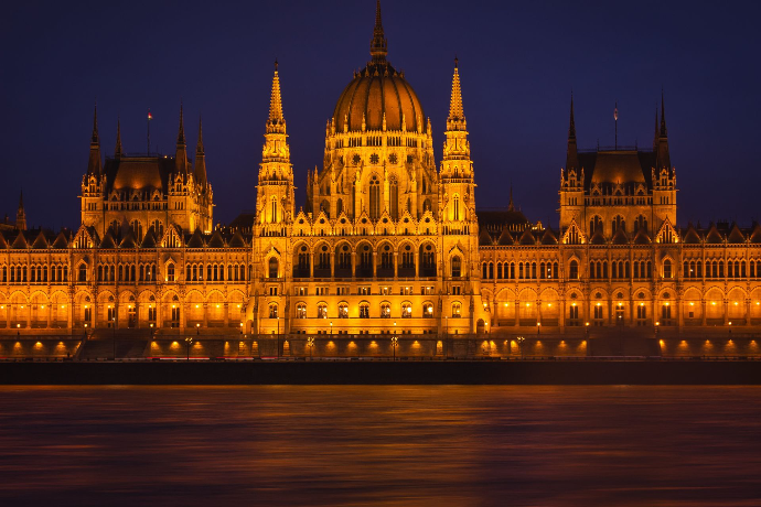 Parlement Hongrois (Horizontal)